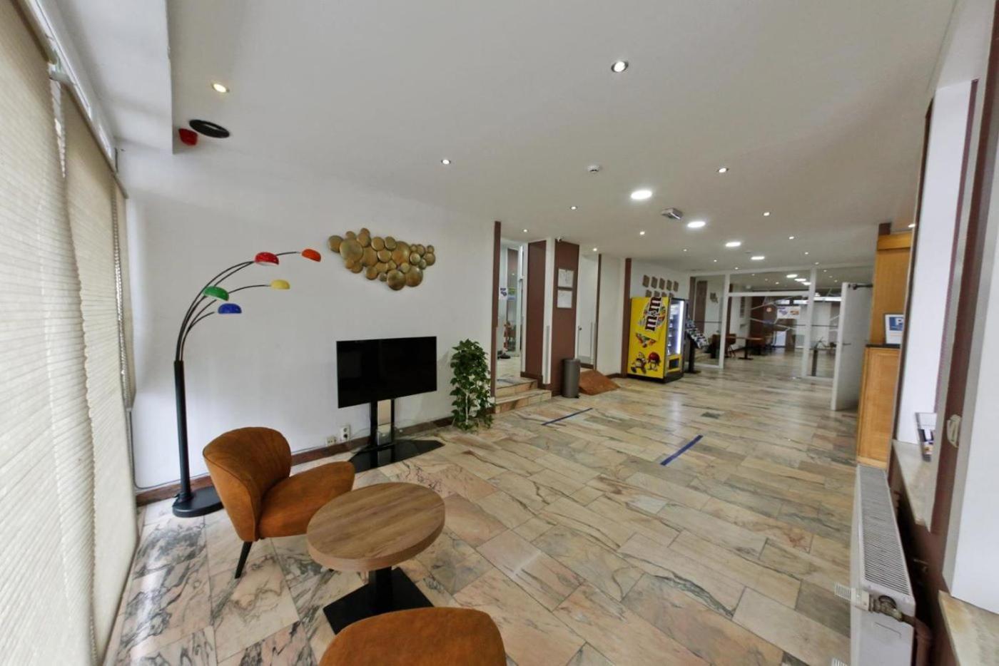 Hotel De France Saint-Gilles Exteriér fotografie